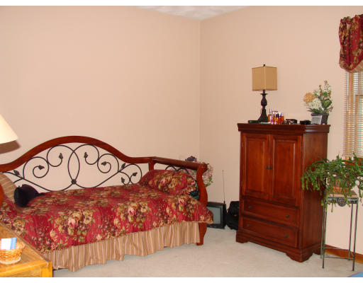 5 Maplewood Road Middleton, MA 01949 - Photo 13 of 18 Gallery Image 13