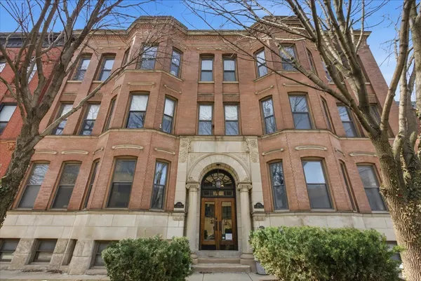 $5,850 | 2608 North Dayton Street, Unit 3S, Chicago, IL 60614