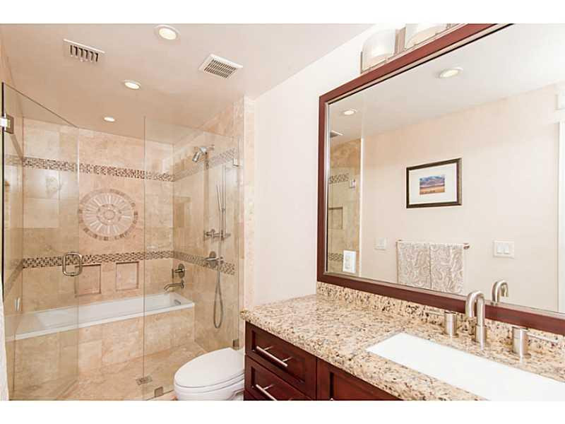 67 Hickory Road, Unit 67 Hollywood, FL 33021 - Photo 26 of 34 Exterior Front.
