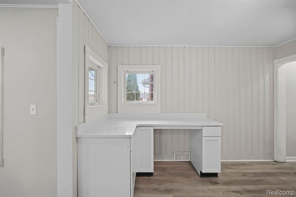5035 Center Road Linden, MI 48451 - Photo 14 of 88