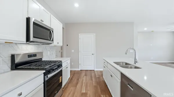 $320,350 | 673 Chellberge Pass, New Haven, IN 46774