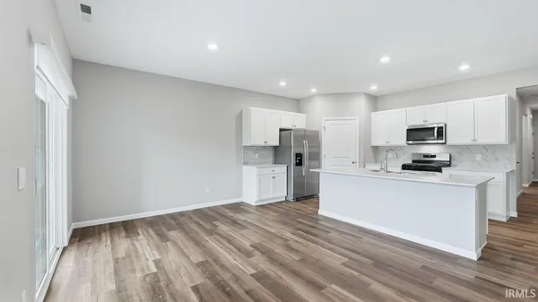 $320,350 | 673 Chellberge Pass, New Haven, IN 46774
