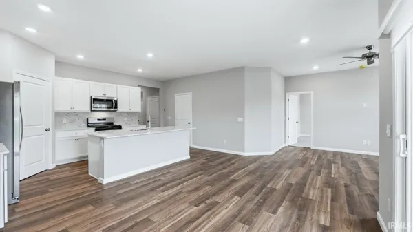 $320,350 | 673 Chellberge Pass, New Haven, IN 46774