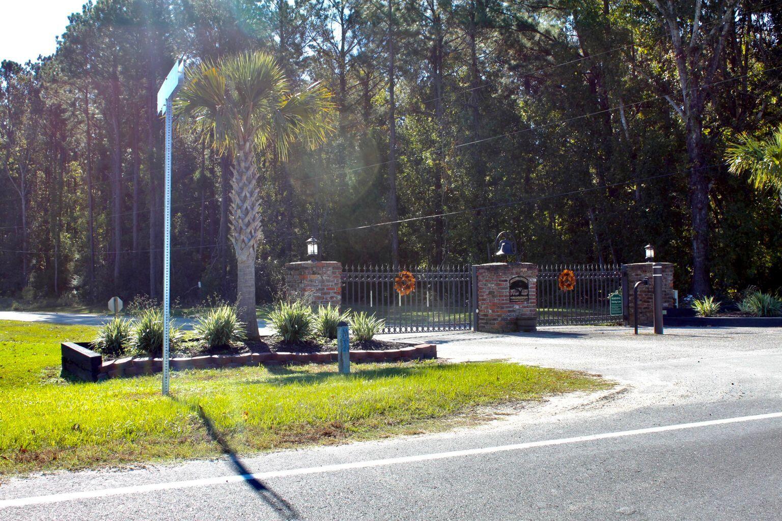11 Lord Proprietors Road Meggett, SC 29449 - Photo 1 of 12 20201118164148817037000000-o