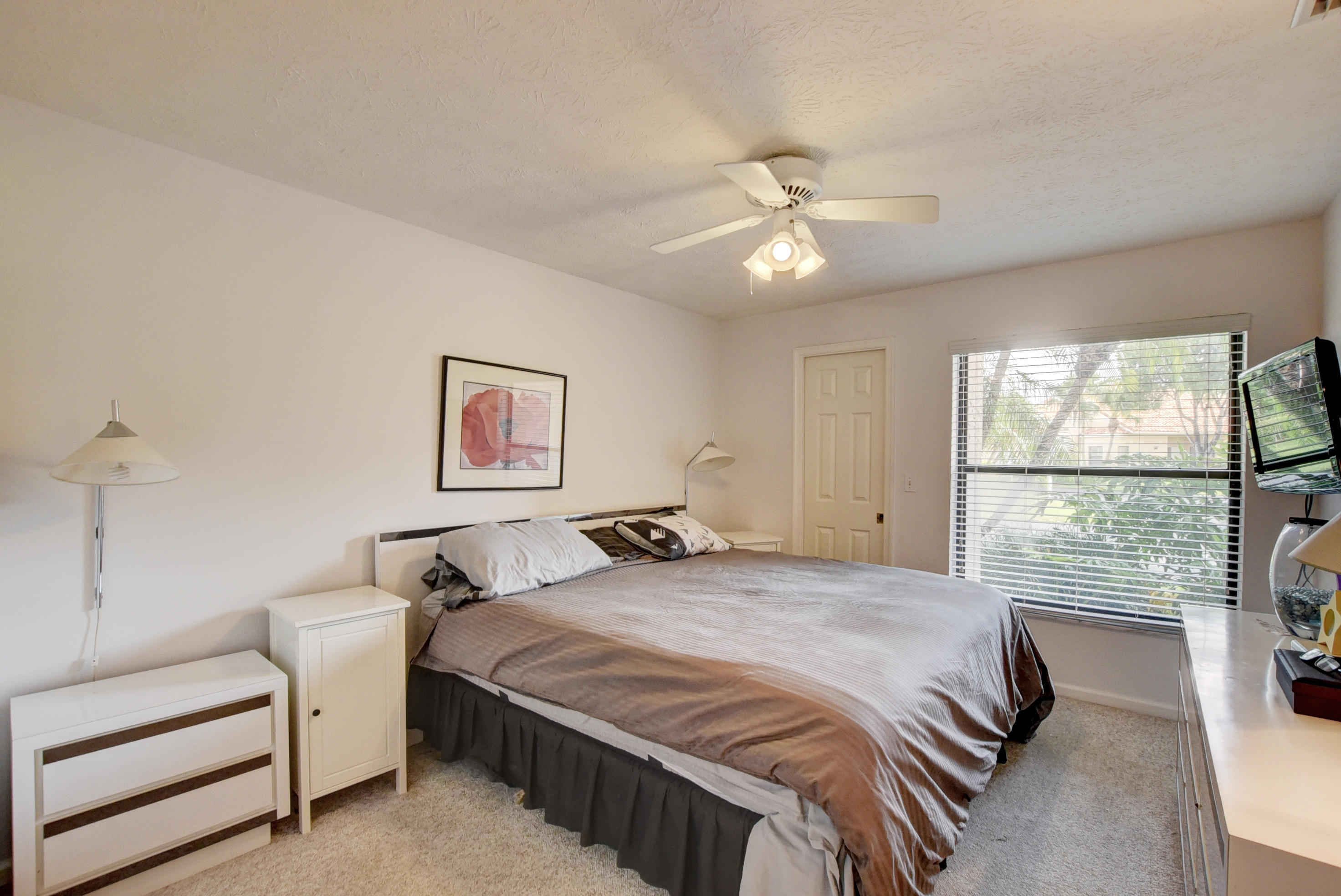 22667 Meridiana Drive Boca Raton, FL 33433 - Photo 6 of 40 06_ebf_0601and4more