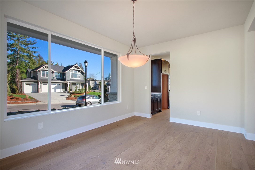 6133 Northeast 2nd Street Renton, WA 98059 - Photo 13 of 25 Gallery Image 13