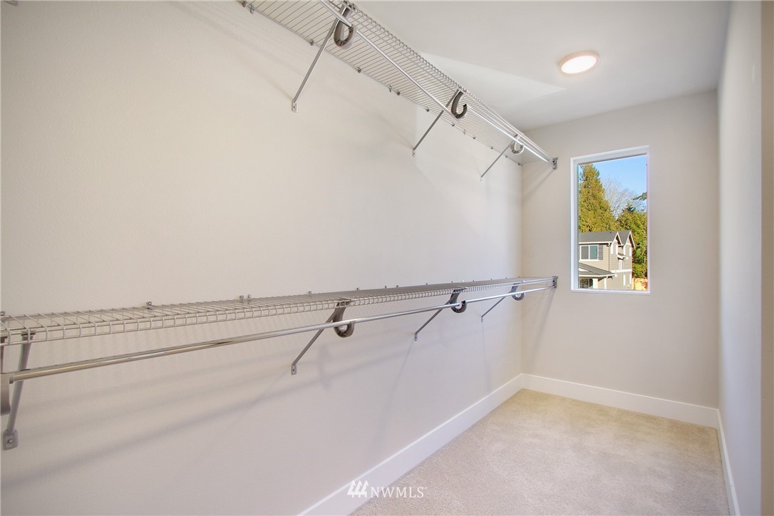 6133 Northeast 2nd Street Renton, WA 98059 - Photo 19 of 25 Gallery Image 19