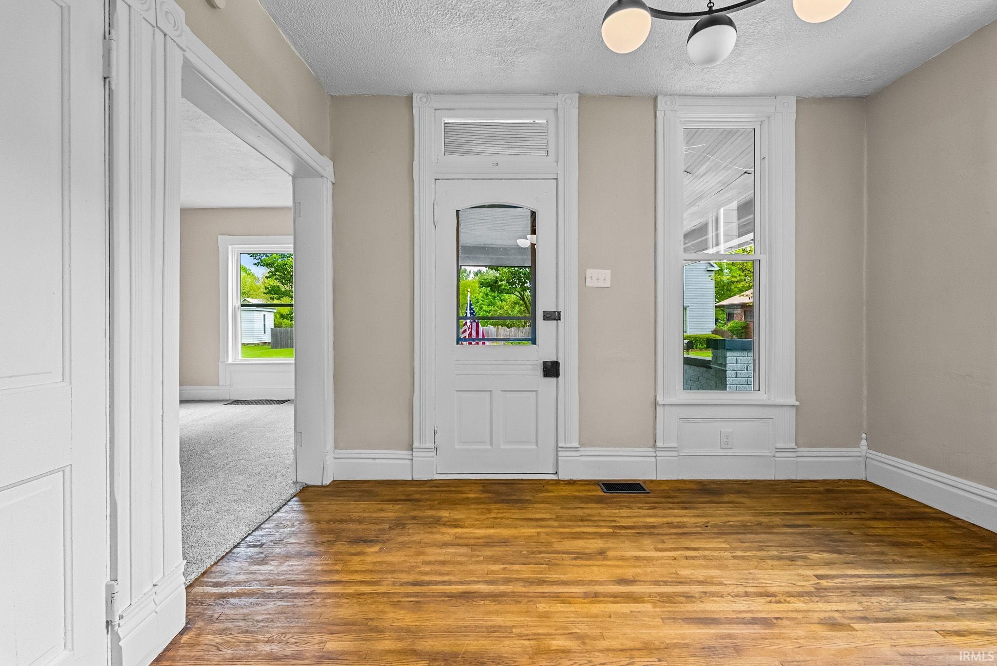 505 East Rochester Street Akron, IN 46910 - Photo 15 of 36 Gallery Image 15