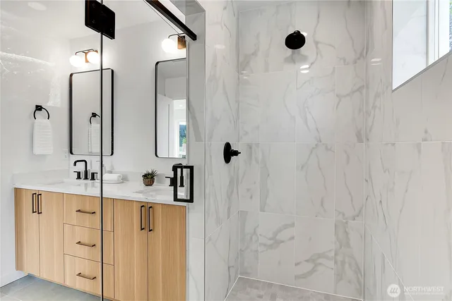 $1,043,000 | 627 West Emerson Street, Seattle, WA 98119