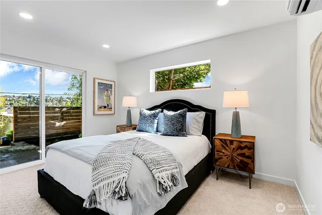 $1,043,000 | 627 West Emerson Street, Seattle, WA 98119