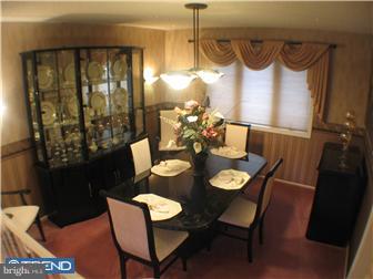 121 Hempstead Road Hamilton, NJ 08610 - Photo 4 of 9 Dining Room