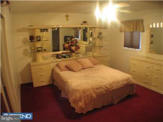 121 Hempstead Road Hamilton, NJ 08610 - Photo 6 of 9 Bedroom