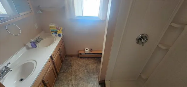 $69,900 | 583 Gas Center Road, Seward, PA 15954