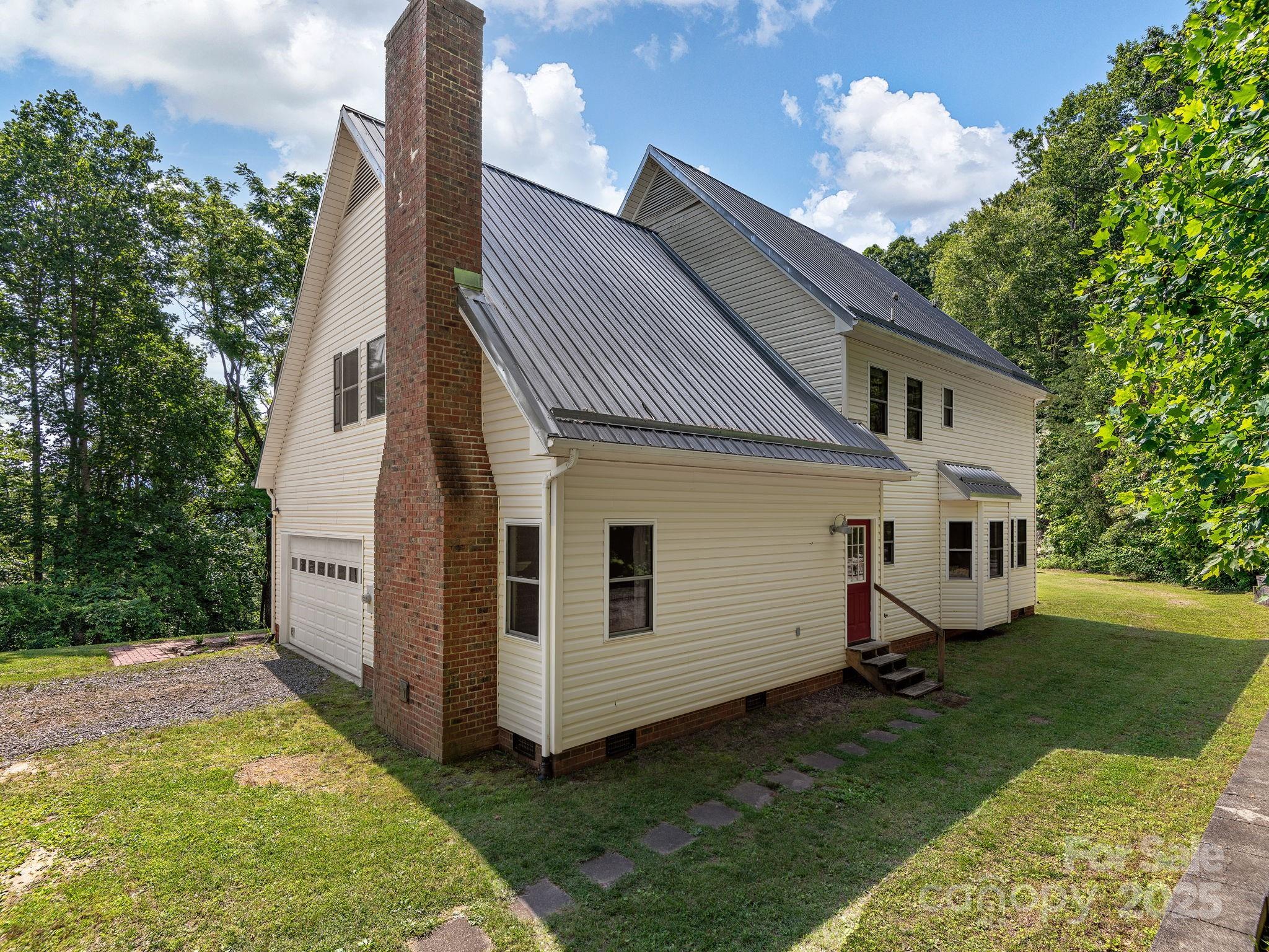 345 Bob Barnwell Road Fletcher, NC 28732 - Photo 24 of 29 Gallery Image 24