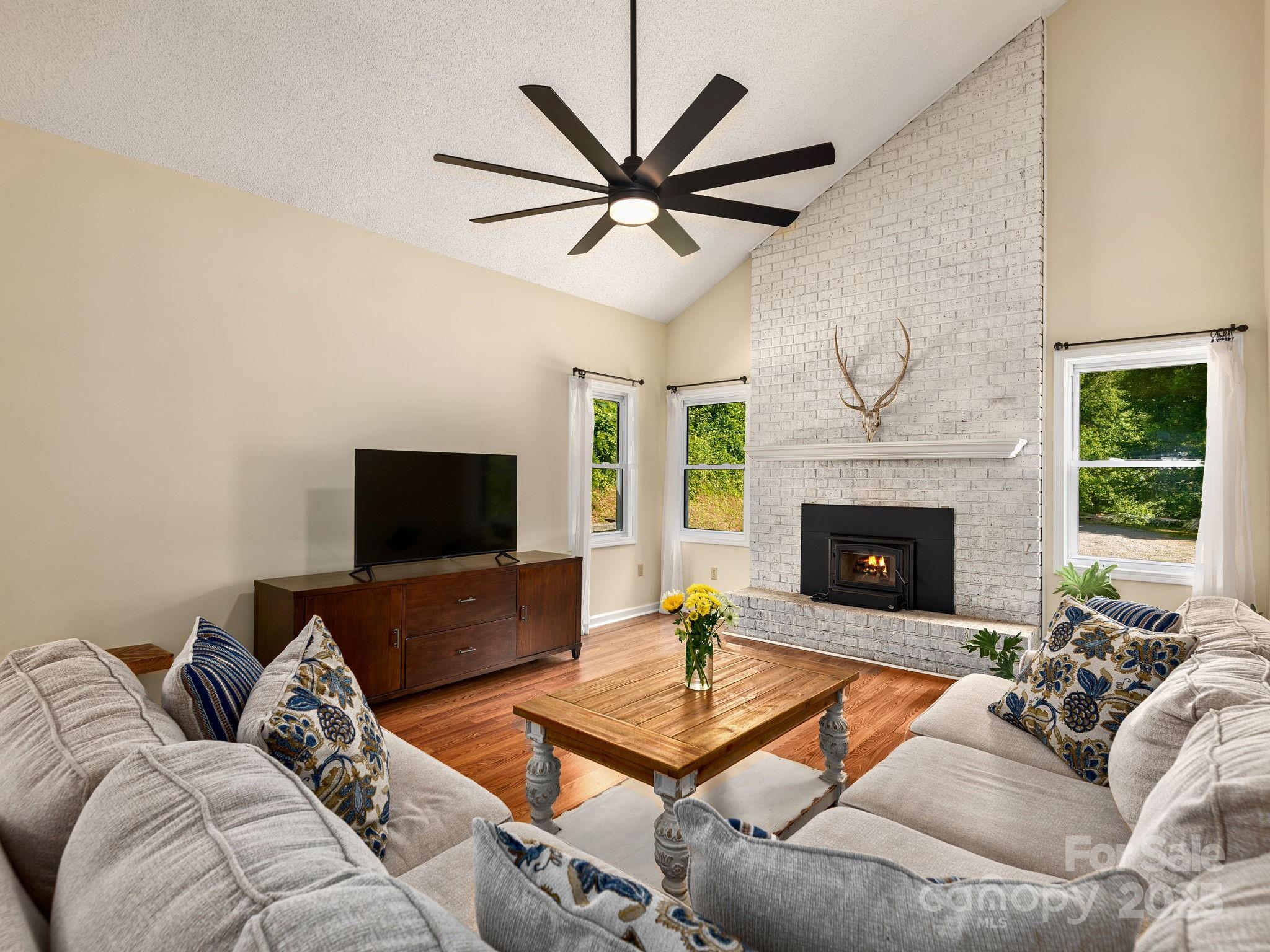 345 Bob Barnwell Road Fletcher, NC 28732 - Photo 5 of 29 Gallery Image 5
