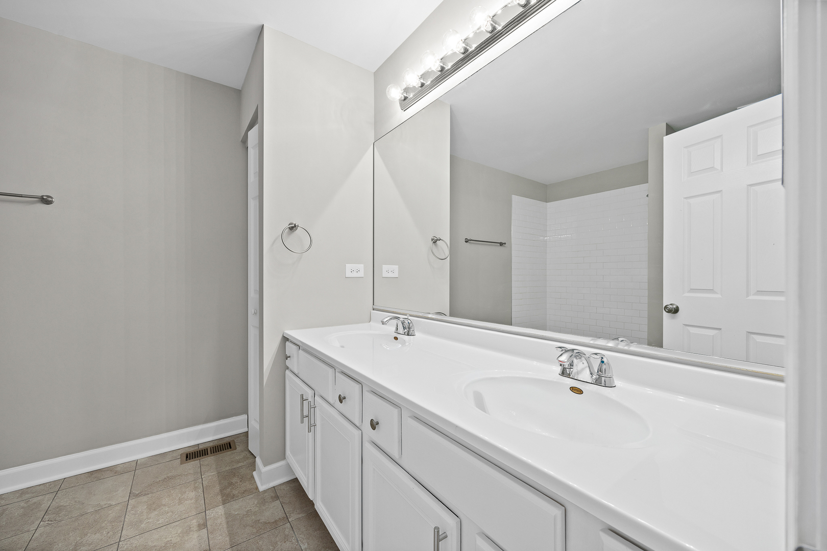 353 Foster Way Bolingbrook, IL 60440 - Photo 19 of 31