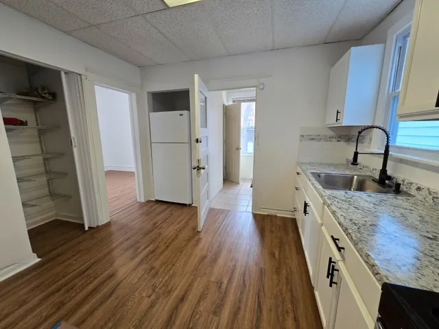 $2,600 | 10 Washington Terrace, East Orange, NJ 07017