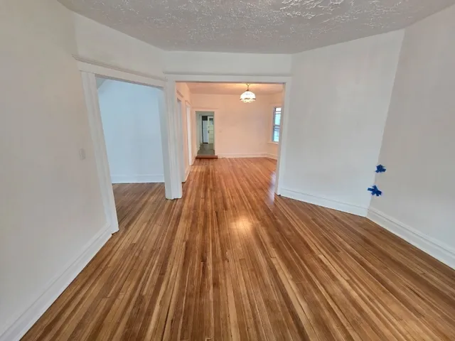 $2,600 | 10 Washington Terrace, East Orange, NJ 07017