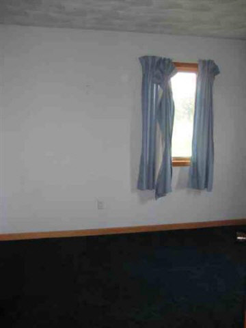 5353 West Locke Road Perry, MI 48872 - Photo 8 of 11 20223851-7.JPG