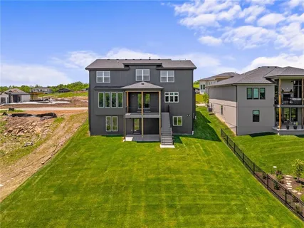 $836,970 | 22364 West 90th Terrace, Lenexa, KS 66227
