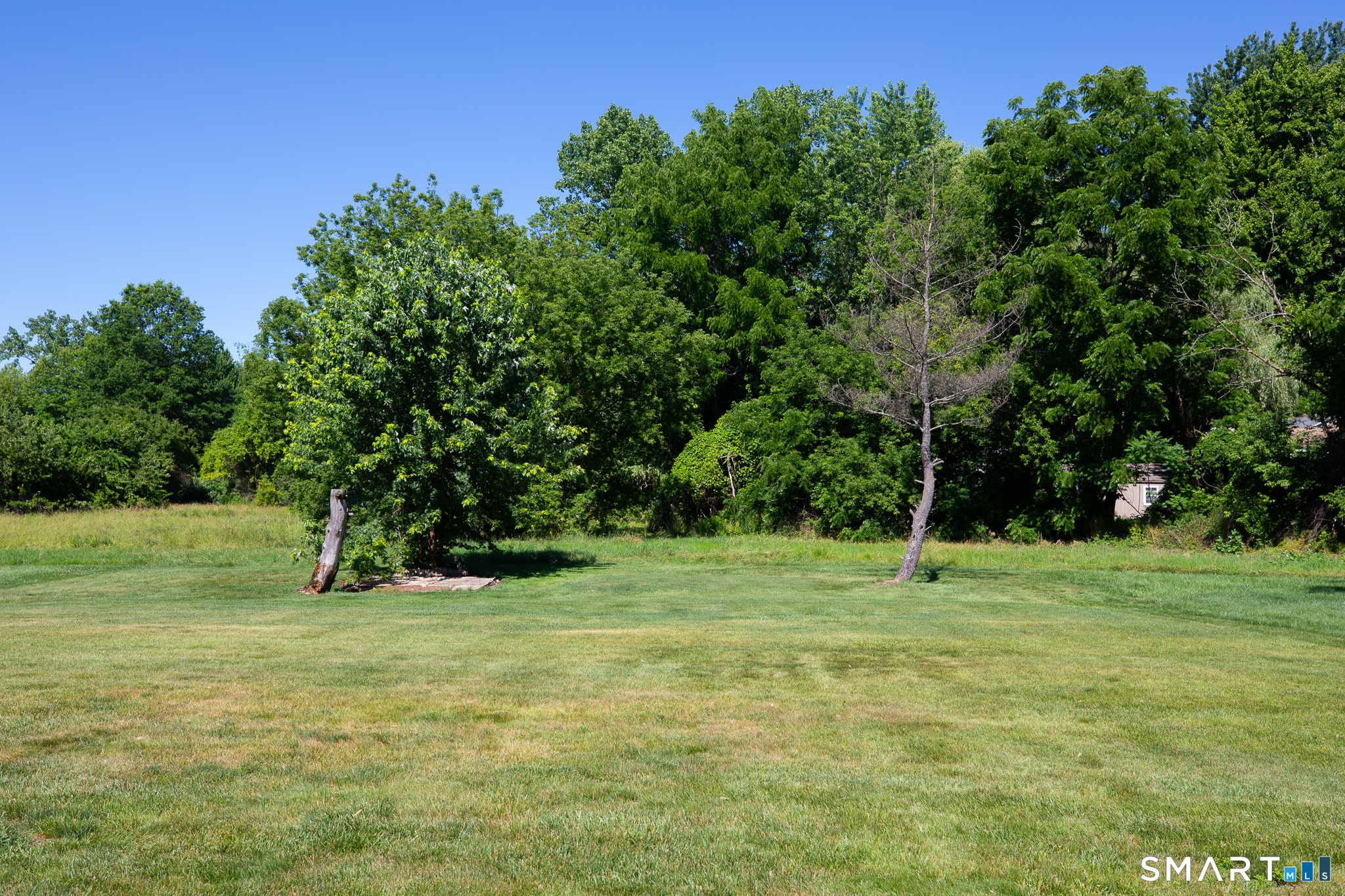 17 School House Road Newington, CT 06111 - Photo 18 of 25