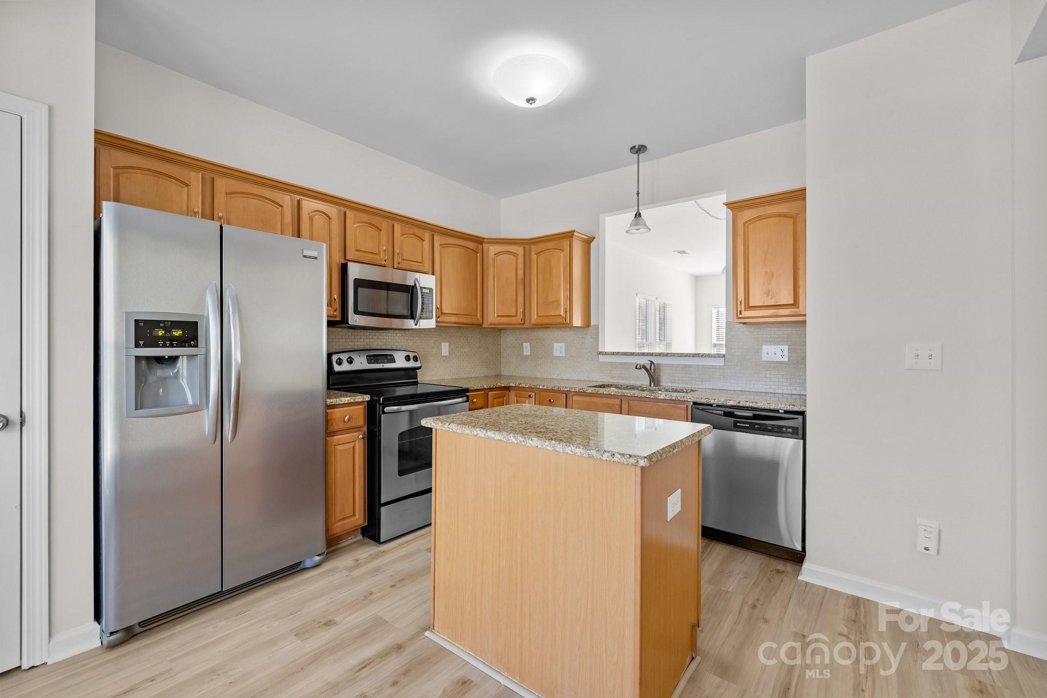 15656 Marvin Road Charlotte, NC 28277 - Photo 8 of 44 Gallery Image 8