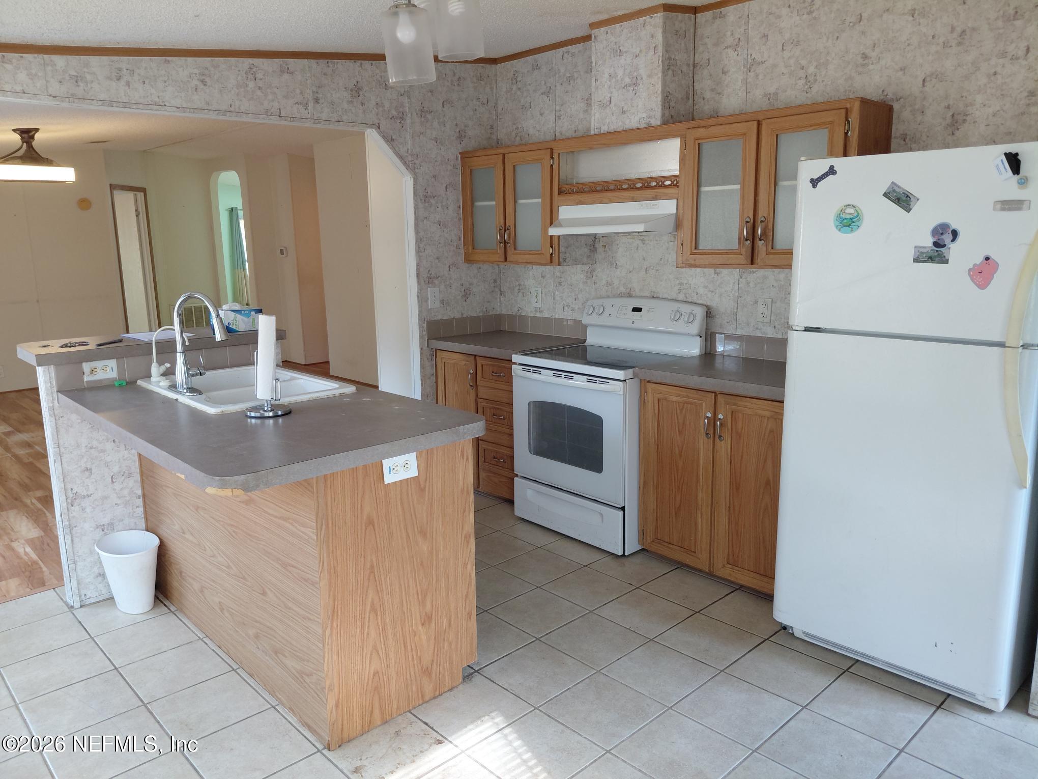 426 Carteret Road Georgetown, FL 32139 - Photo 14 of 27 426 Kitchen 4