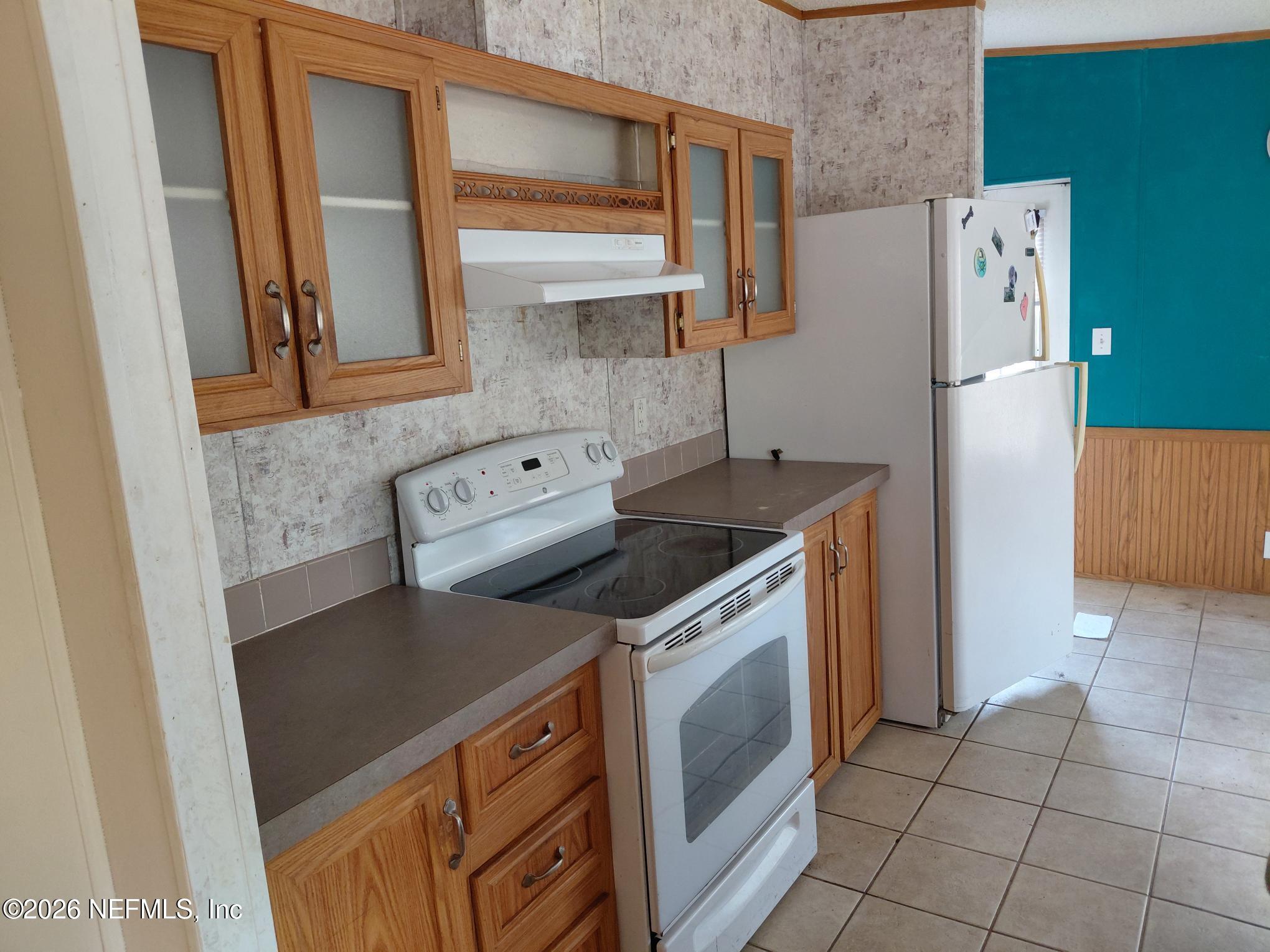 426 Carteret Road Georgetown, FL 32139 - Photo 15 of 27 Kitchen 2