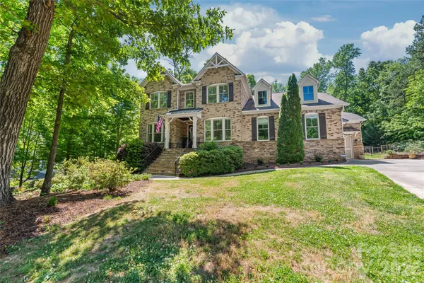 $1,295,000 | 713 Woodcliff Court, Waxhaw, NC 28173