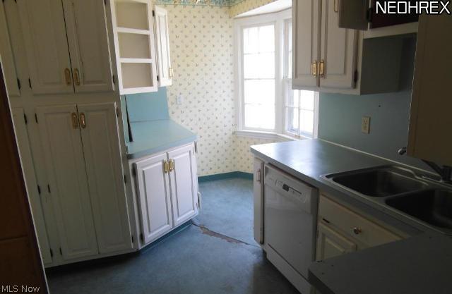 4033 Bushnell Road University Heights, OH 44121 - Photo 6 of 9