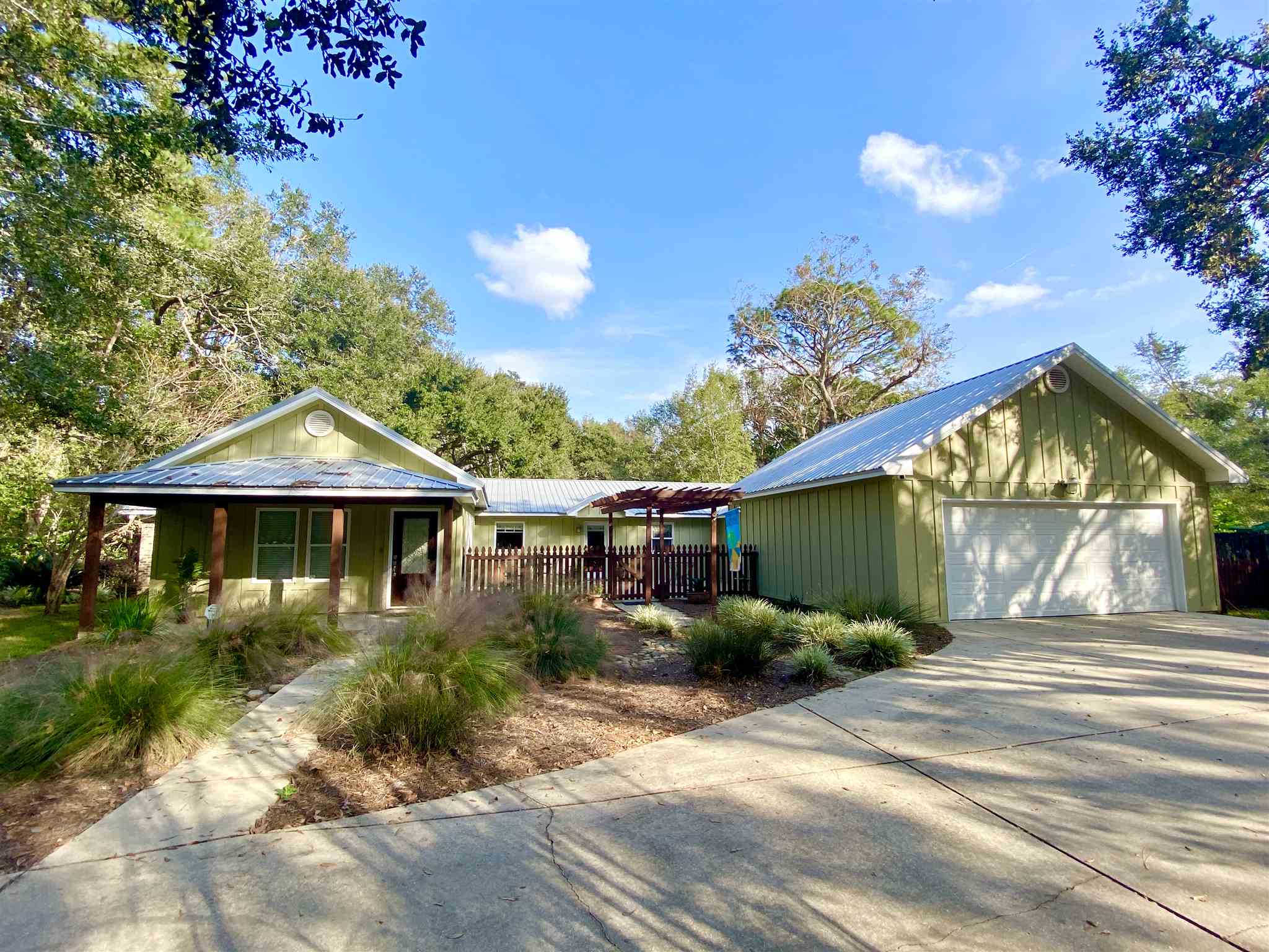 814 North Greeno Road Fairhope, AL 36532 - Photo 1 of 41