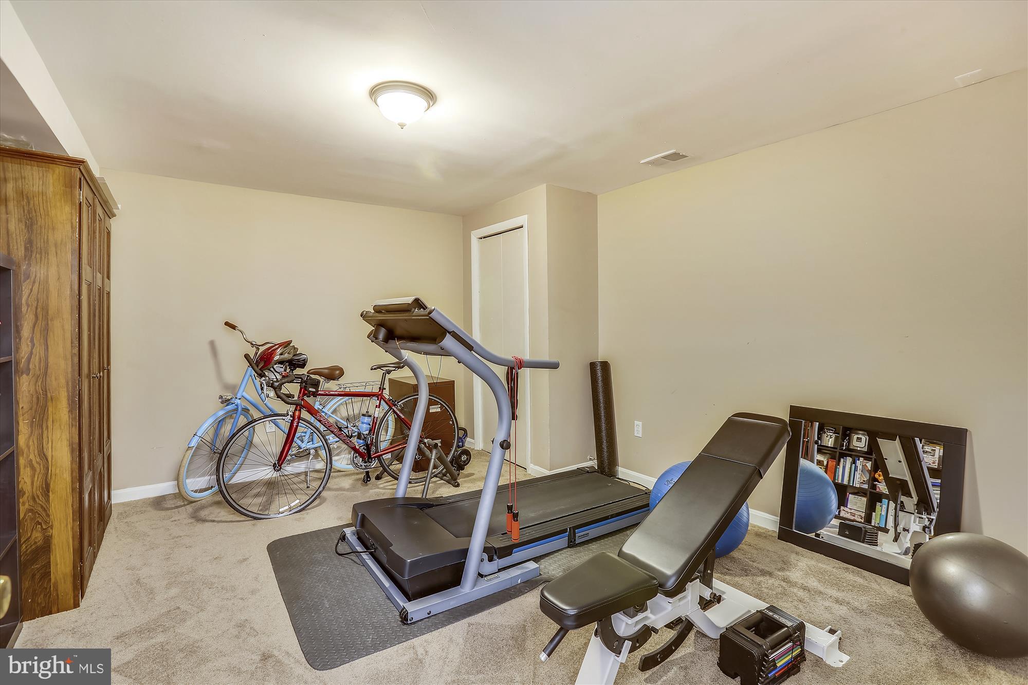 1020 Gadsden Avenue Silver Spring, MD 20905 - Photo 28 of 34 Exercise Room