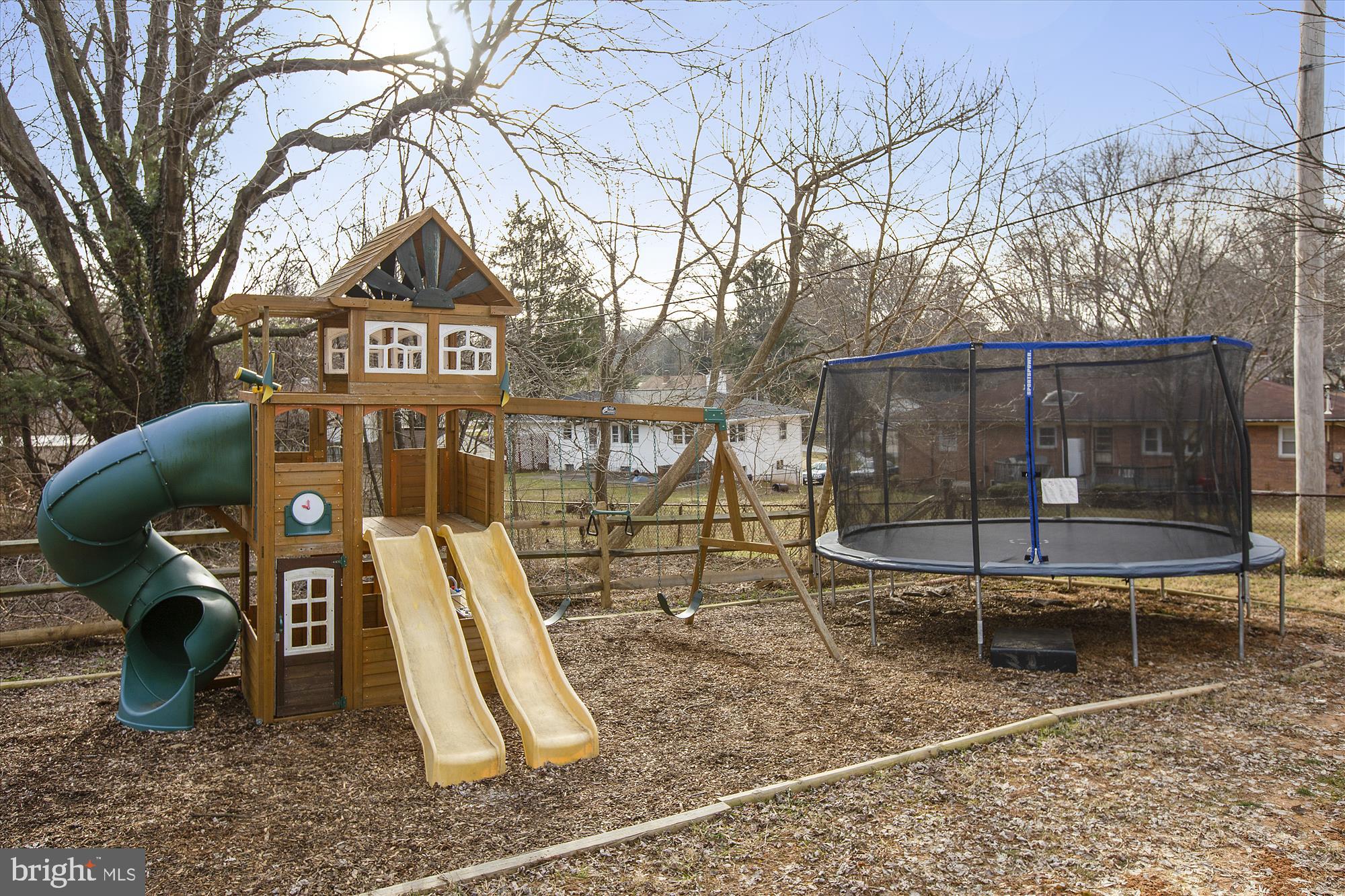 1020 Gadsden Avenue Silver Spring, MD 20905 - Photo 34 of 34 Play Area
