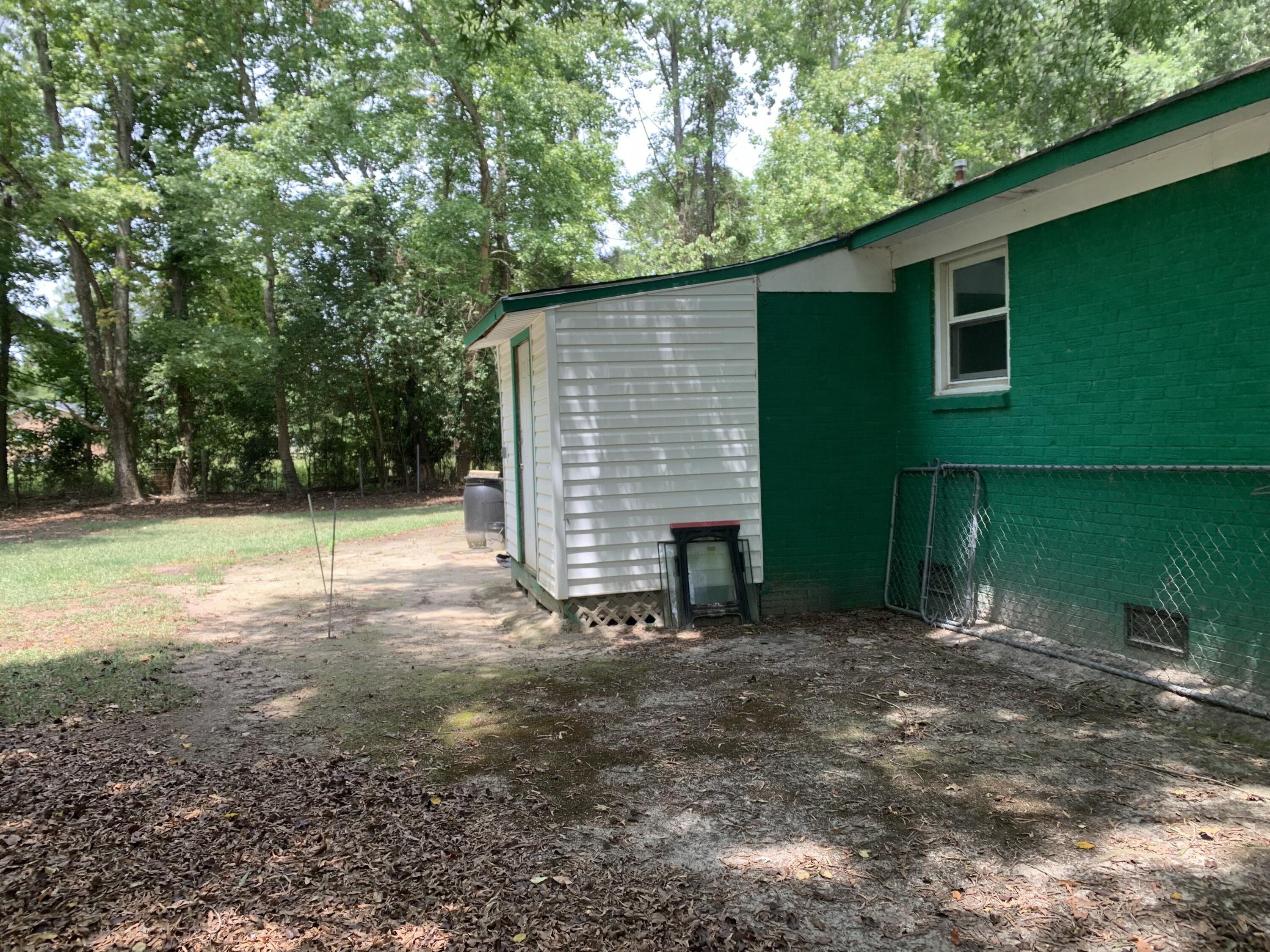 1430 Salterstown Road Sumter, SC 29153 - Photo 7 of 26 IMG_1563