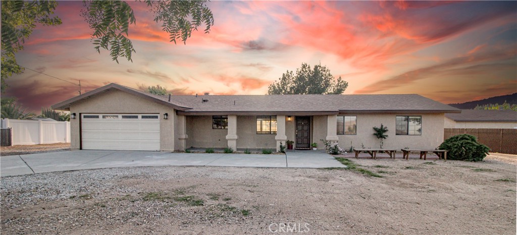 6736 Summit Valley Road Hesperia, CA 92345 - Photo 2 of 22