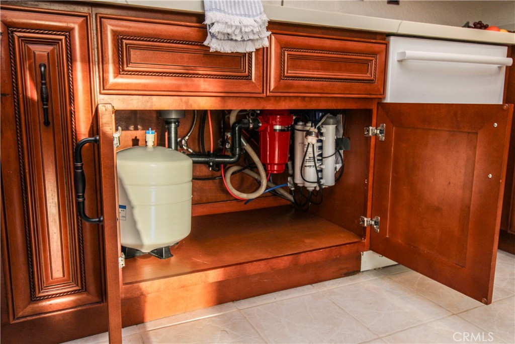 6736 Summit Valley Road Hesperia, CA 92345 - Photo 8 of 22