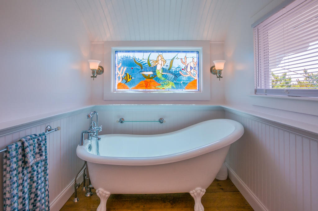 217 Phillips Road Sandwich, MA 02562 - Photo 29 of 37 a bathroom with a toilet and a sink