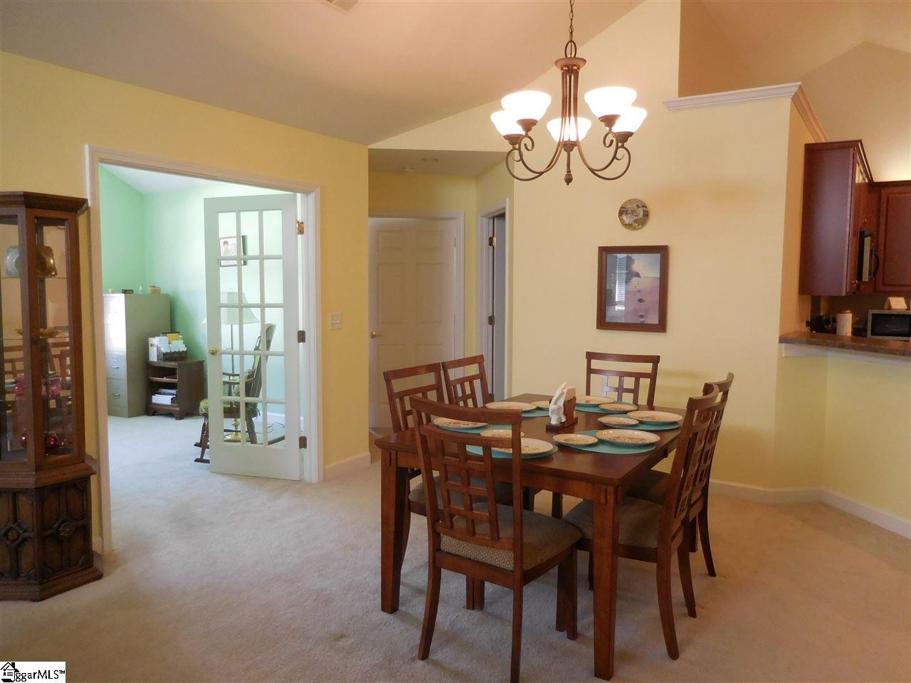 158 Ravines Lane Spartanburg, SC 29301 - Photo 10 of 32 Gallery Image 10
