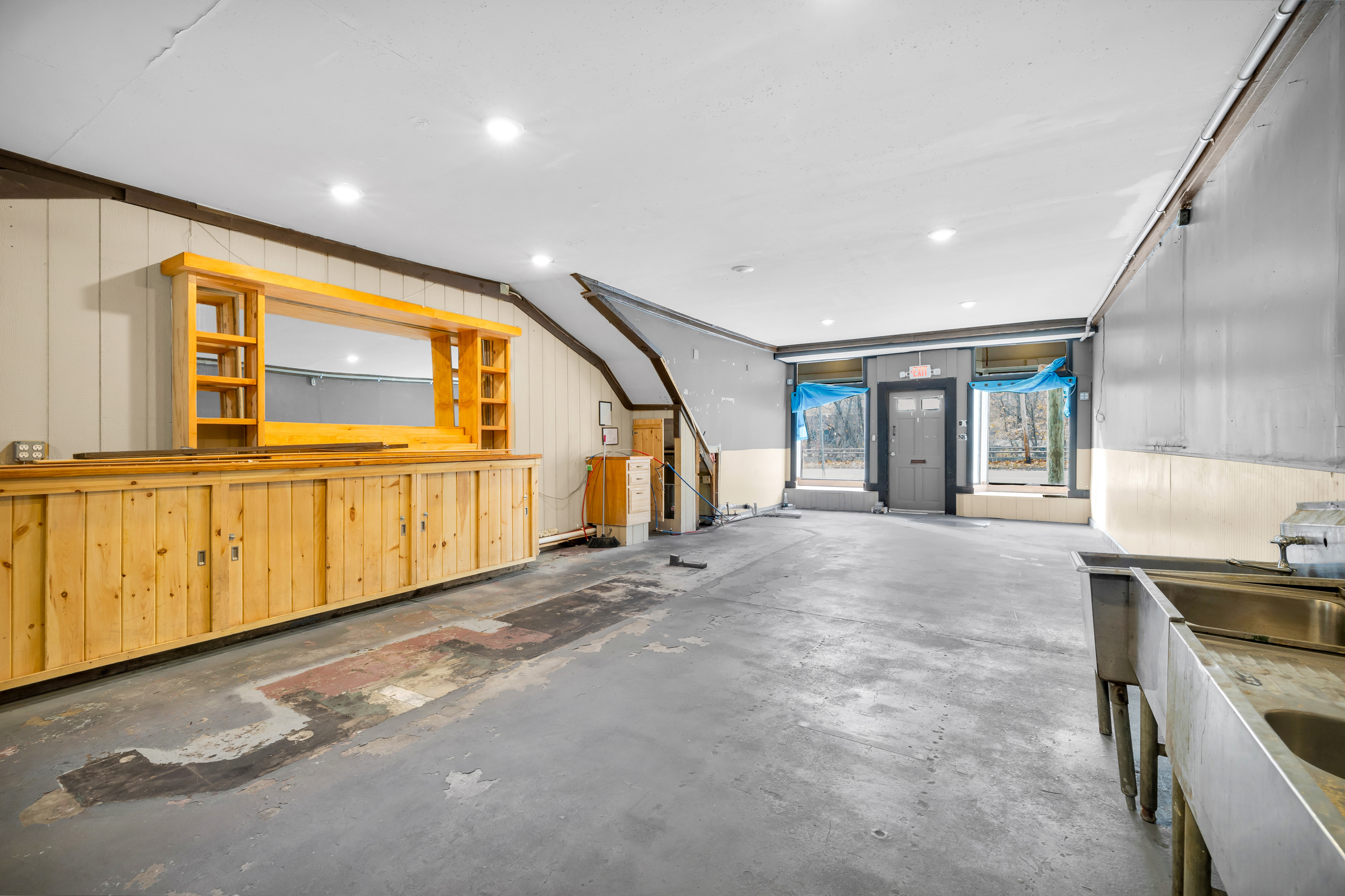 720 Main Street Winchester, CT 06098 - Photo 15 of 38 a view of an entryway door and an empty room