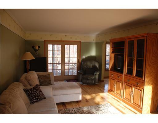 2863 McKinley Road Chelsea, MI 48118 - Photo 5 of 19 Photo 5