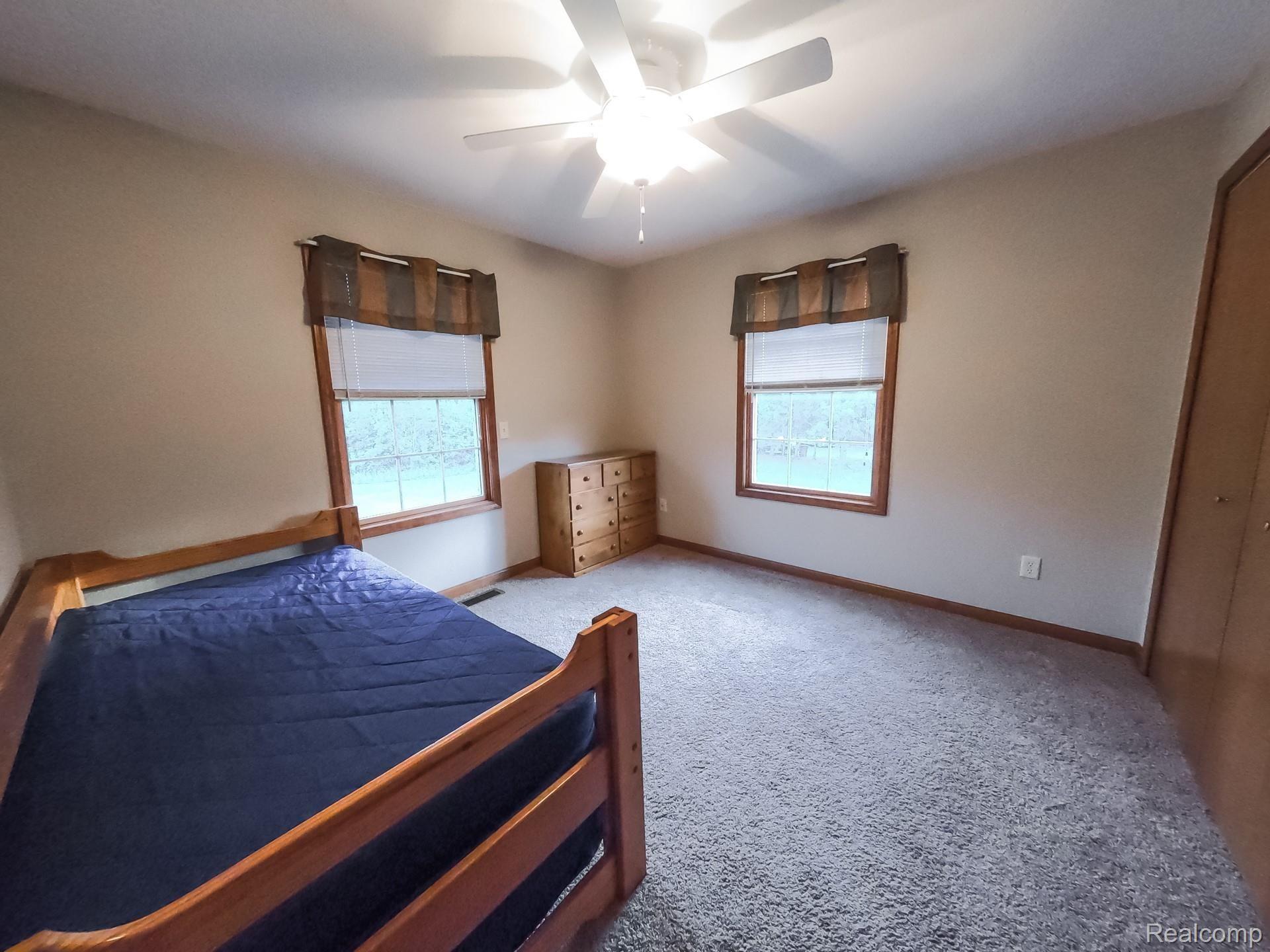 2719 Rauch Road Temperance, MI 48182 - Photo 15 of 25 15upper_bedroom1.jpg