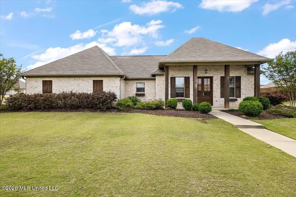 $370,000 | 169 Falls Crossing, Madison, MS 39110