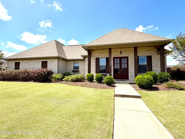 $370,000 | 169 Falls Crossing, Madison, MS 39110