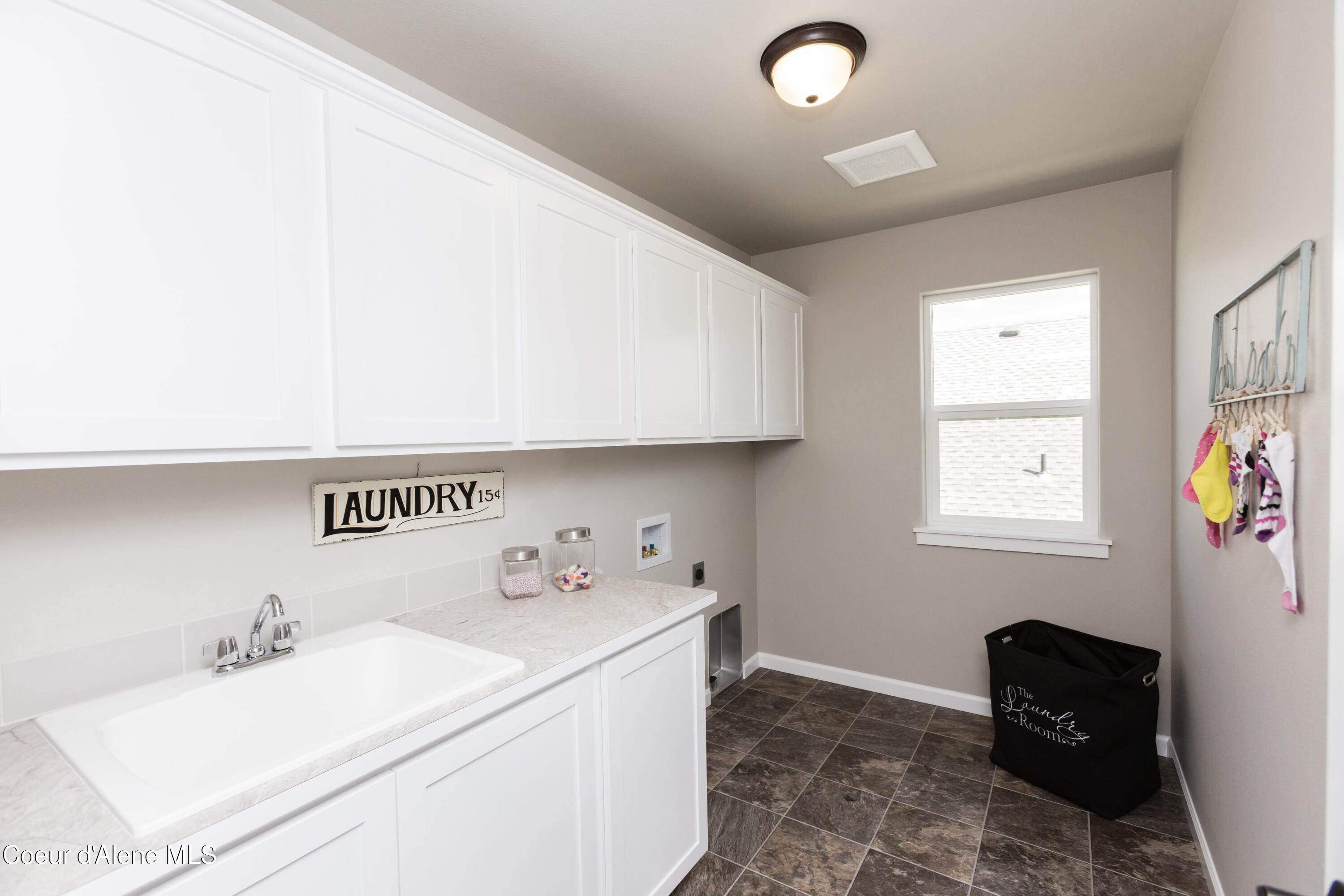 3328 North Segar Loop Post Falls, ID 83854 - Photo 20 of 30 (20) Stock Laundry