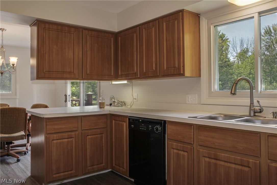 2686 Harris Road Broadview Heights, OH 44147 - Photo 5 of 33 Gallery Image 5