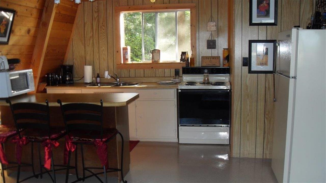 932 Riverbend Loop Road Cusick, WA 99119 - Photo 3 of 13