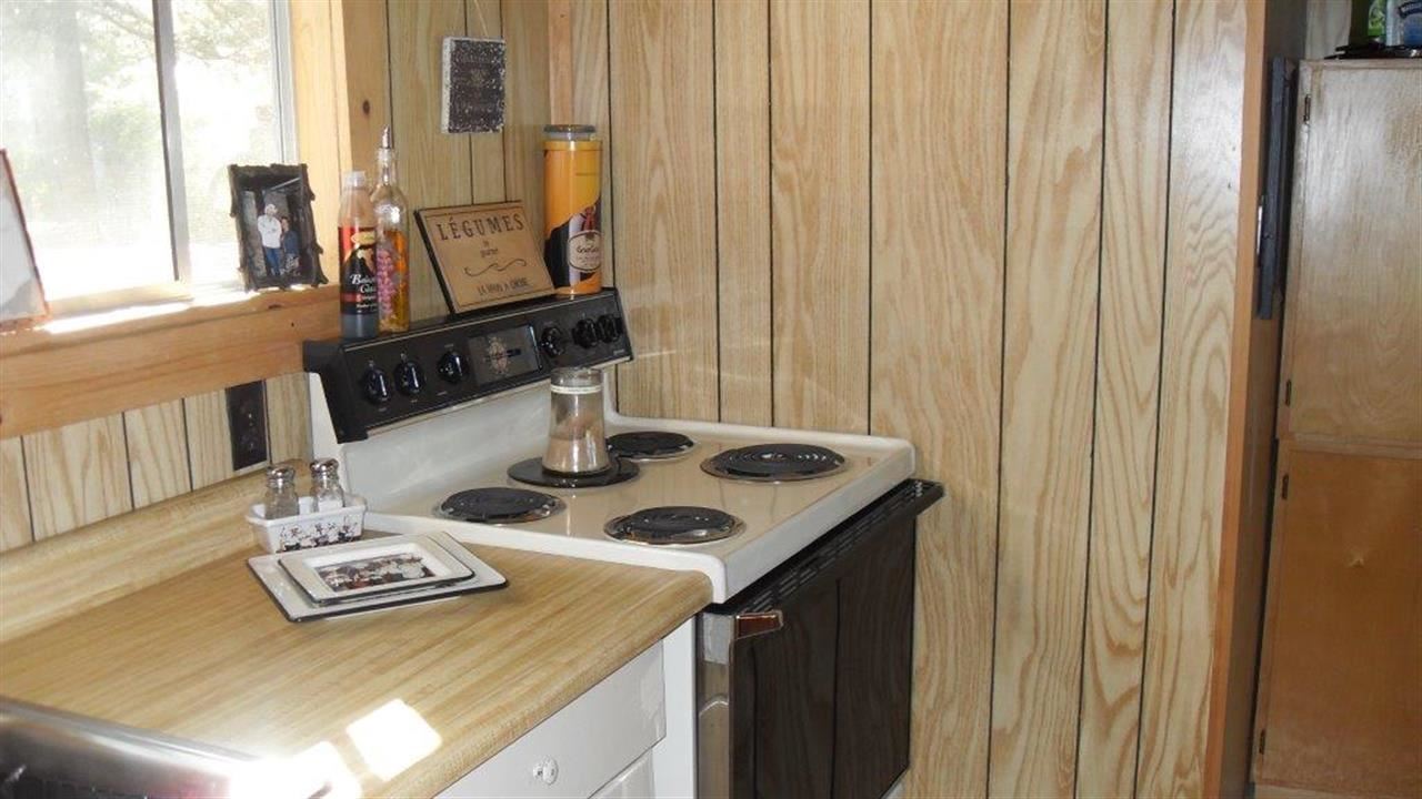 932 Riverbend Loop Road Cusick, WA 99119 - Photo 4 of 13