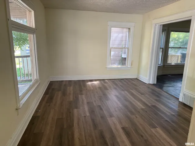 $49,900 | 704 East La Salle Street, Peoria, IL 61603