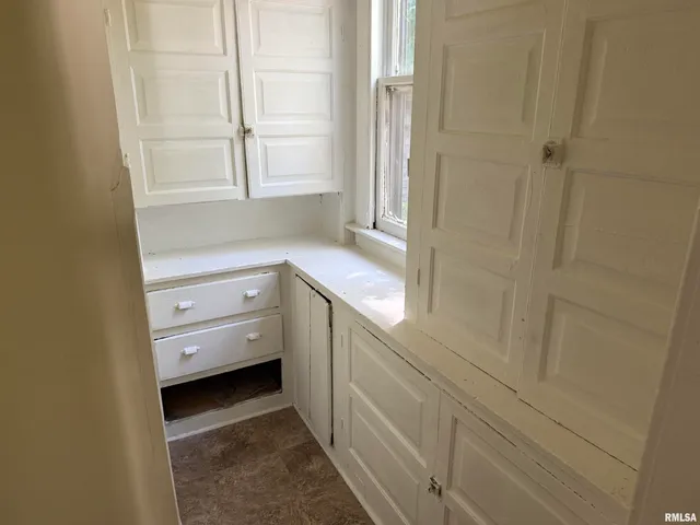 $49,900 | 704 East La Salle Street, Peoria, IL 61603