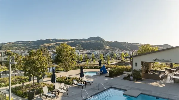 $1,150,000 | 726 Sunrise Road, Rancho Mission Viejo, CA 92694